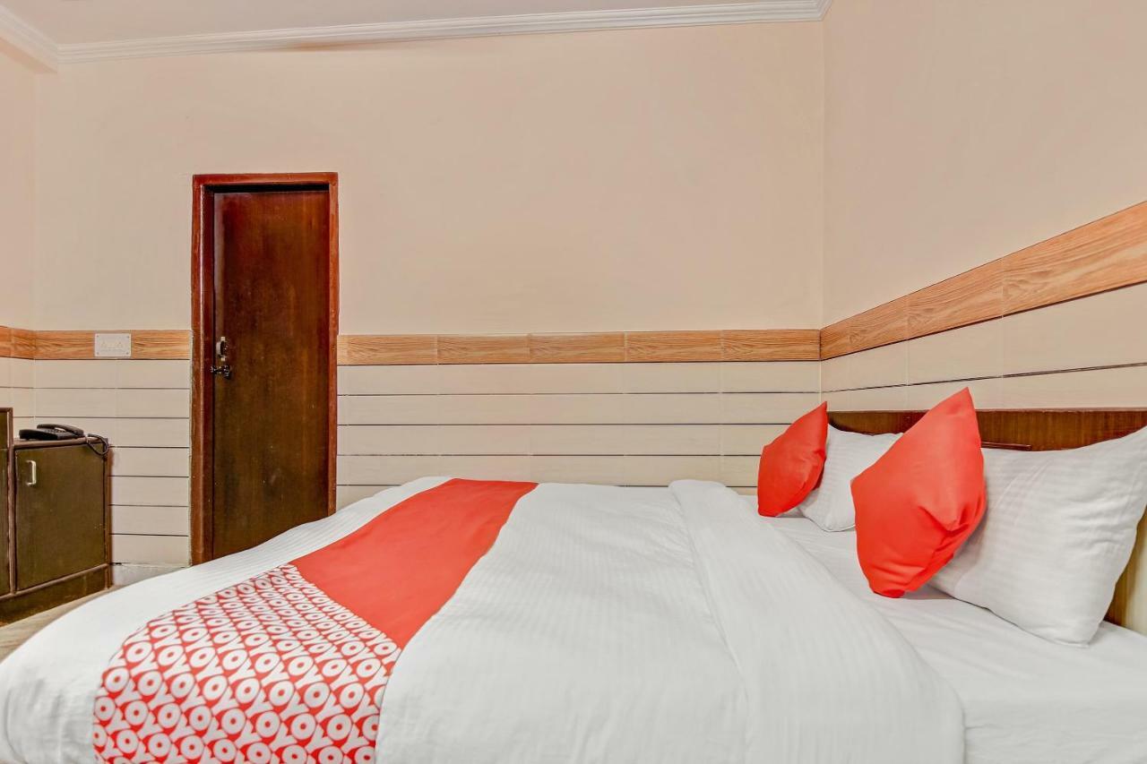 Oyo Park View Guest House Near Edm Mall New Delhi Eksteriør bilde
